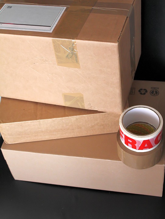 boxes-3883980_960_720.jpg